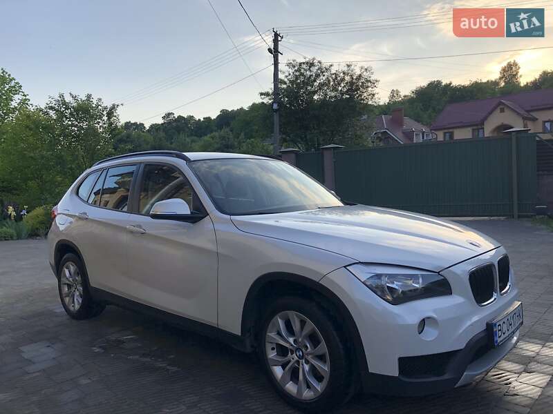 Позашляховик / Кросовер BMW X1 2013 в Львові