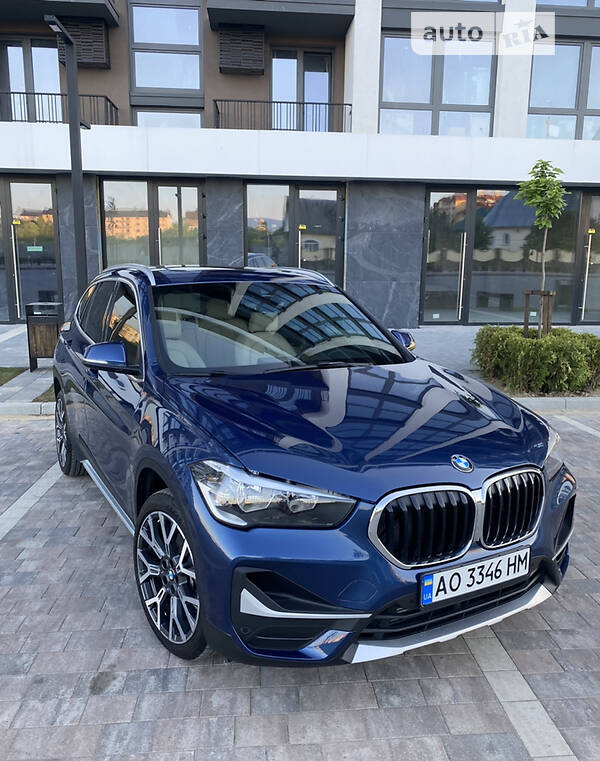 Позашляховик / Кросовер BMW X1 2020 в Ужгороді