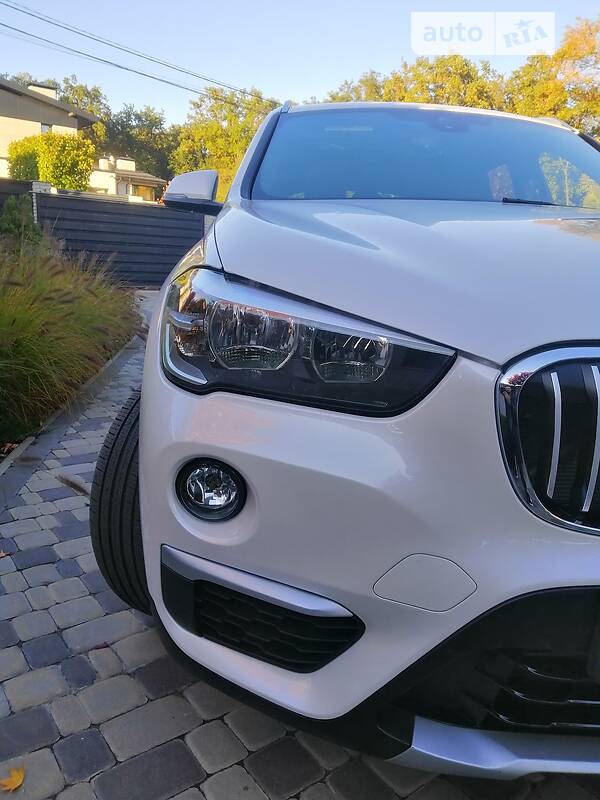 Внедорожник / Кроссовер BMW X1 2018 в Киеве