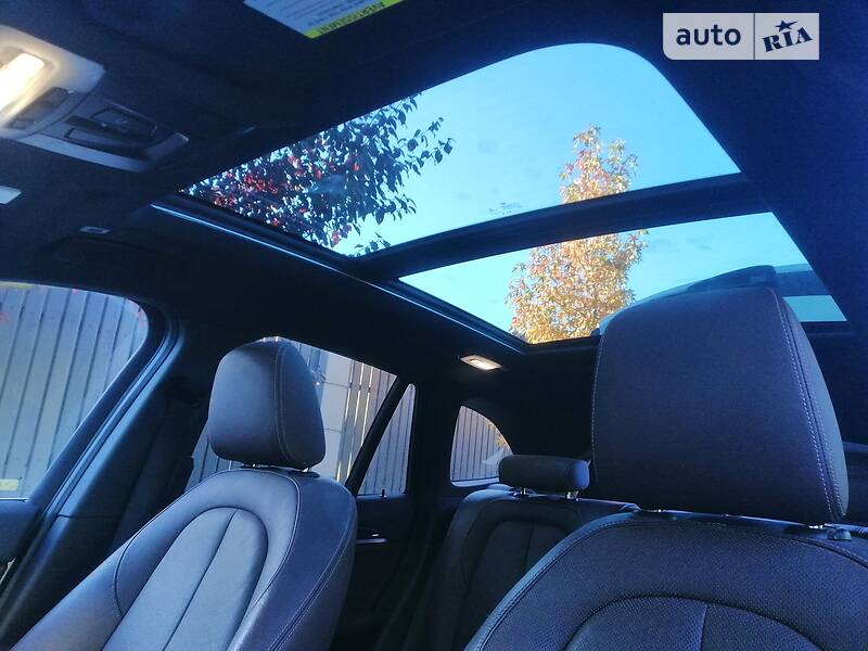 Внедорожник / Кроссовер BMW X1 2018 в Киеве