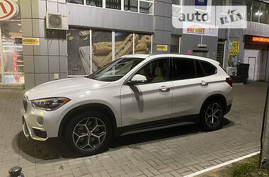 Позашляховик / Кросовер BMW X1 2016 в Путивлі