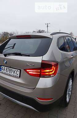 Внедорожник / Кроссовер BMW X1 2013 в Барышевке