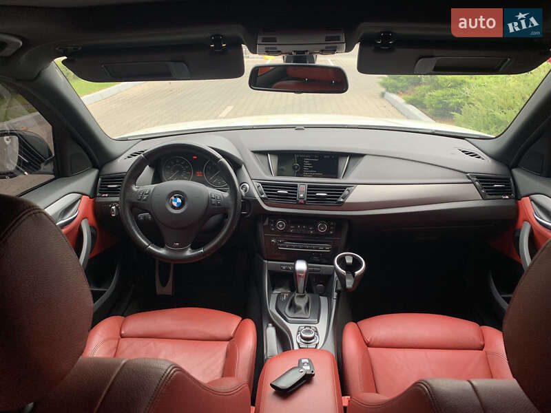 Внедорожник / Кроссовер BMW X1 2012 в Одессе