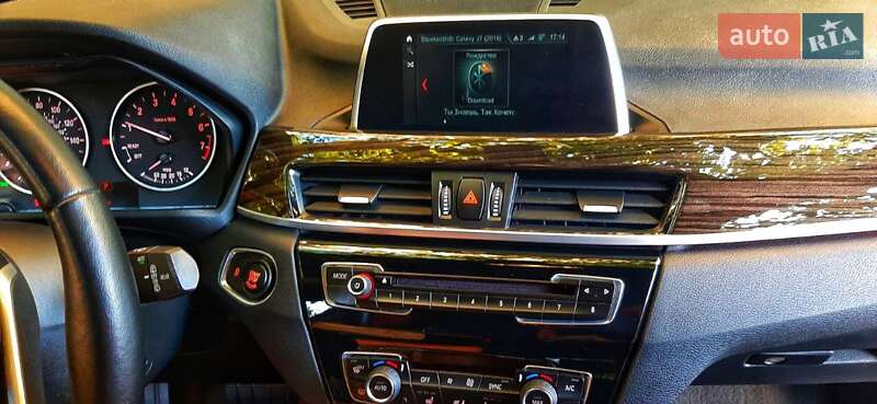 Внедорожник / Кроссовер BMW X1 2017 в Луцке