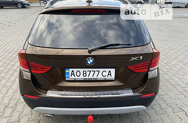 Позашляховик / Кросовер BMW X1 2010 в Хусті