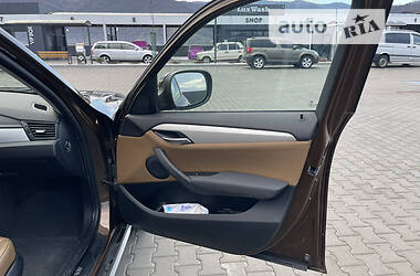 Позашляховик / Кросовер BMW X1 2010 в Хусті