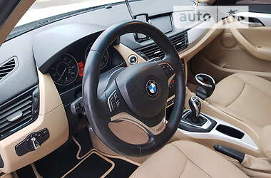 Внедорожник / Кроссовер BMW X1 2013 в Виннице