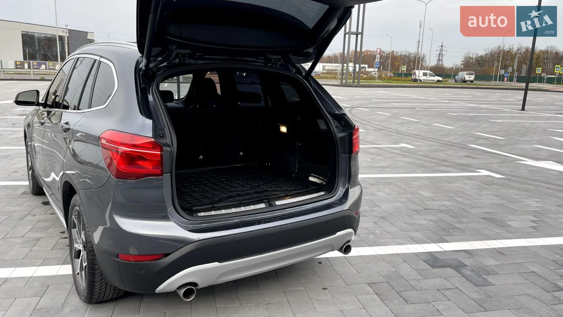 2016 BMW X1 - мініатюра 2
