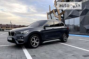 Внедорожник / Кроссовер BMW X1 2016 в Луцке