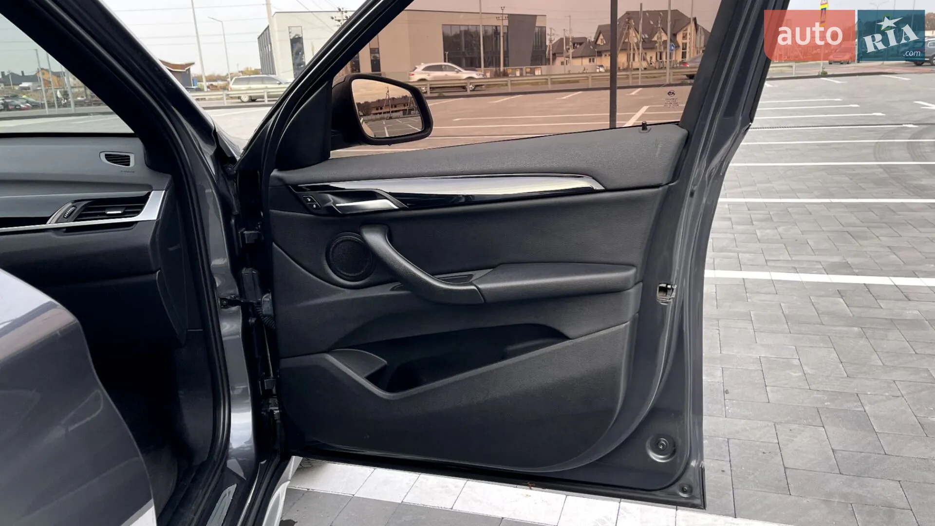 2016 BMW X1 - мініатюра 27
