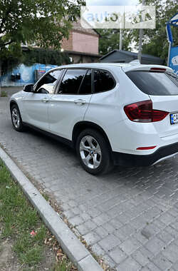 Внедорожник / Кроссовер BMW X1 2013 в Умани