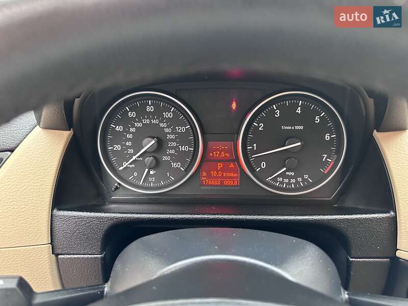 Позашляховик / Кросовер BMW X1 2013 в Іршаві