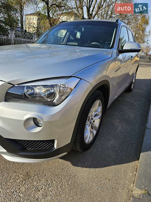 Позашляховик / Кросовер BMW X1 2015 в Коростишеві