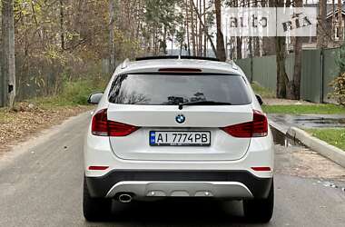 Внедорожник / Кроссовер BMW X1 2013 в 