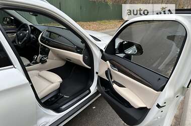 Внедорожник / Кроссовер BMW X1 2013 в 