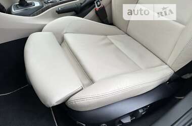 Внедорожник / Кроссовер BMW X1 2013 в 