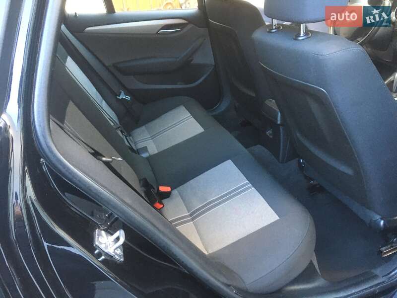 Внедорожник / Кроссовер BMW X1 2012 в Виннице