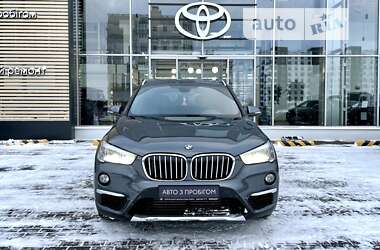 Внедорожник / Кроссовер BMW X1 2018 в 