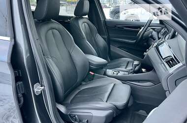 Внедорожник / Кроссовер BMW X1 2018 в 
