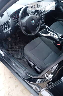 Внедорожник / Кроссовер BMW X1 2013 в Коломые