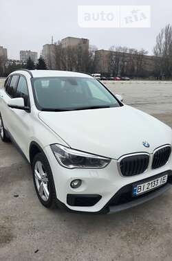 Внедорожник / Кроссовер BMW X1 2016 в Запорожье