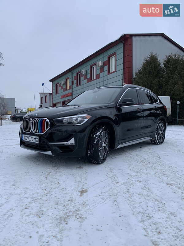 Внедорожник / Кроссовер BMW X1 2019 в Харькове