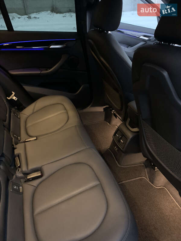 Внедорожник / Кроссовер BMW X1 2019 в Харькове