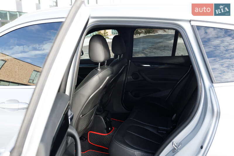 Позашляховик / Кросовер BMW X1 2016 в Хмельницькому