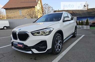 Внедорожник / Кроссовер BMW X1 2019 в Киеве