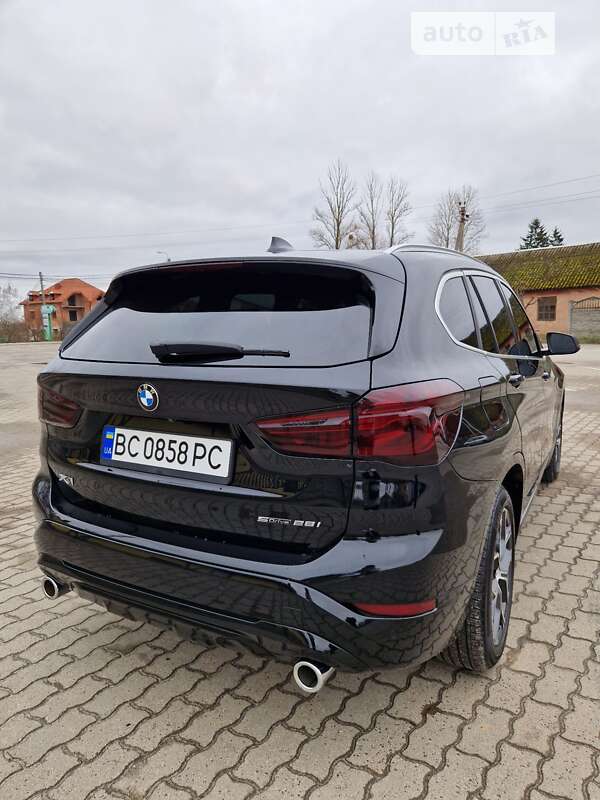 Позашляховик / Кросовер BMW X1 2019 в Городку