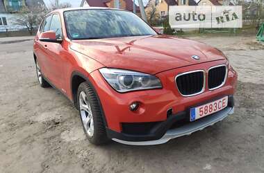 Внедорожник / Кроссовер BMW X1 2014 в Сарнах