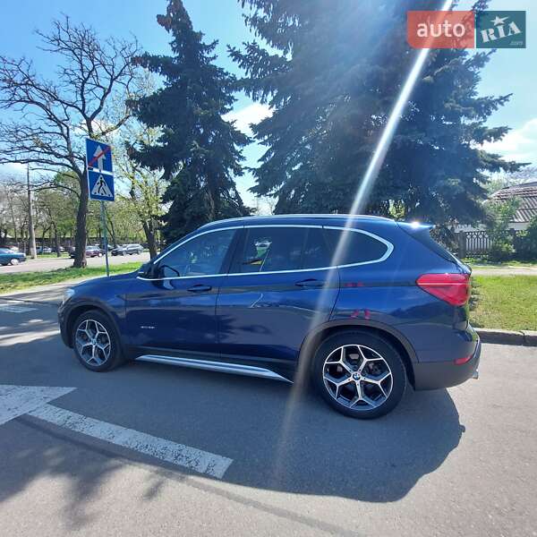 Внедорожник / Кроссовер BMW X1 2016 в Николаеве