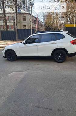 Внедорожник / Кроссовер BMW X1 2012 в Киеве