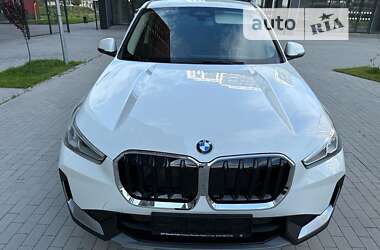 Внедорожник / Кроссовер BMW X1 2023 в Киеве