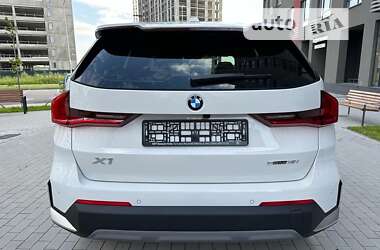 Внедорожник / Кроссовер BMW X1 2023 в Киеве