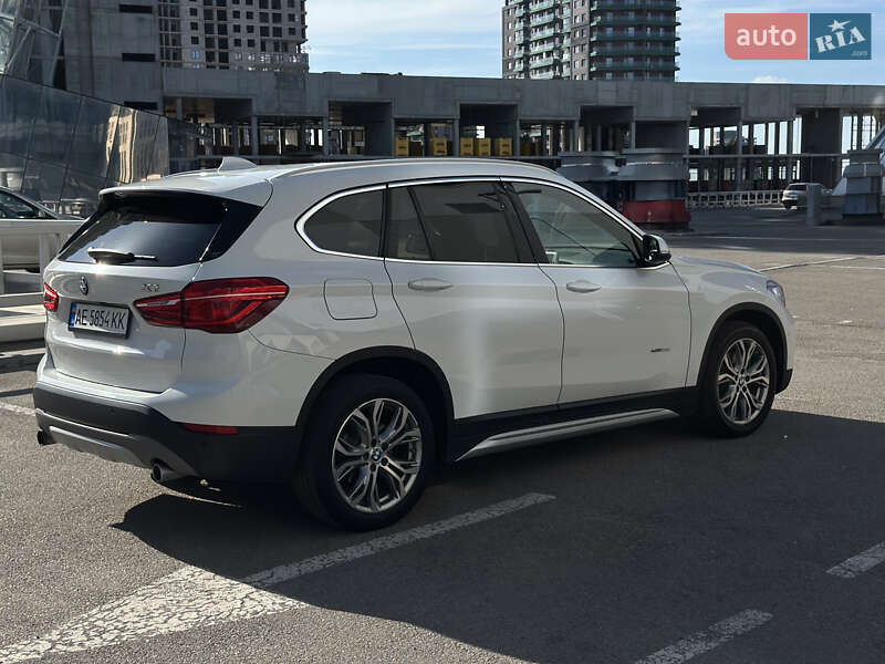 Внедорожник / Кроссовер BMW X1 2016 в Днепре