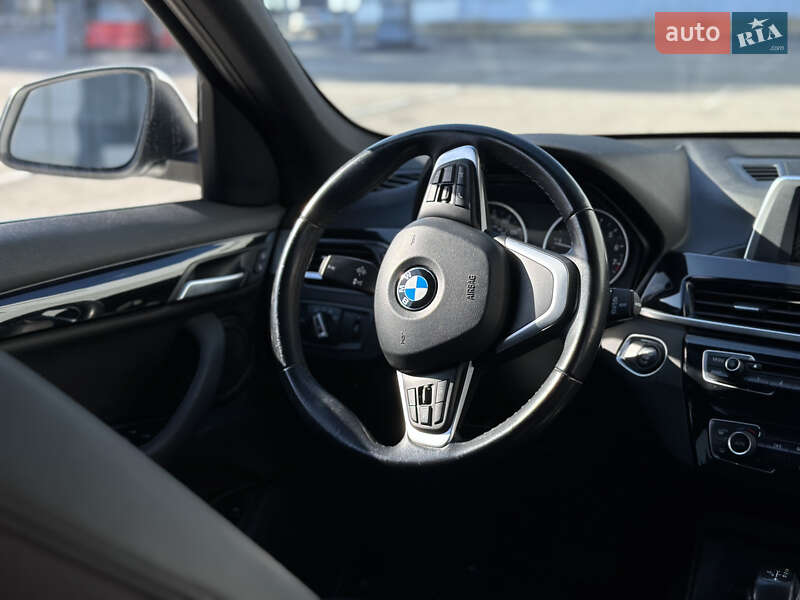 Внедорожник / Кроссовер BMW X1 2016 в Днепре