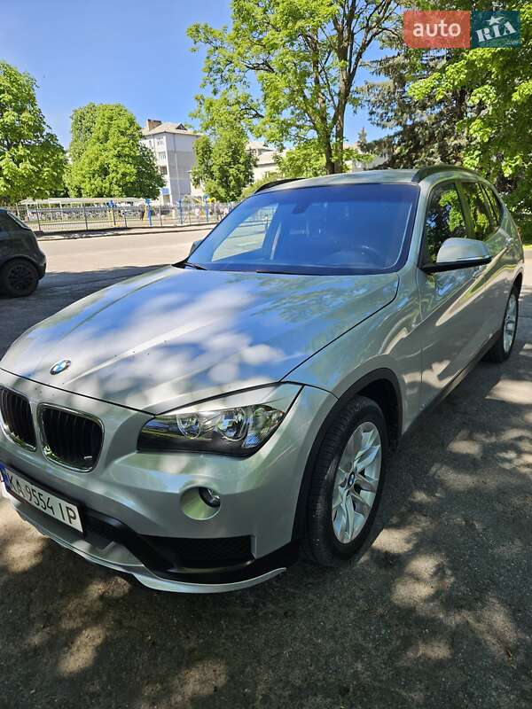 Позашляховик / Кросовер BMW X1 2015 в Коростишеві