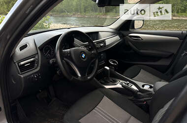 Внедорожник / Кроссовер BMW X1 2012 в Хусте
