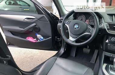 Внедорожник / Кроссовер BMW X1 2015 в Сумах
