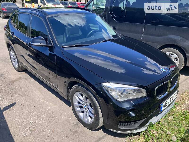 Внедорожник / Кроссовер BMW X1 2014 в Днепре