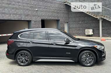 Внедорожник / Кроссовер BMW X1 2017 в Киеве