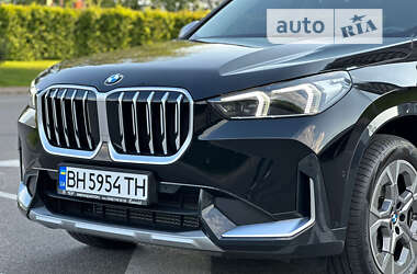 Внедорожник / Кроссовер BMW X1 2023 в Киеве