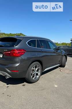 Позашляховик / Кросовер BMW X1 2016 в Києві