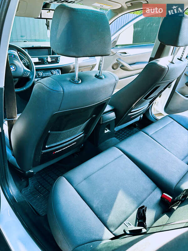 Внедорожник / Кроссовер BMW X1 2013 в Днепре