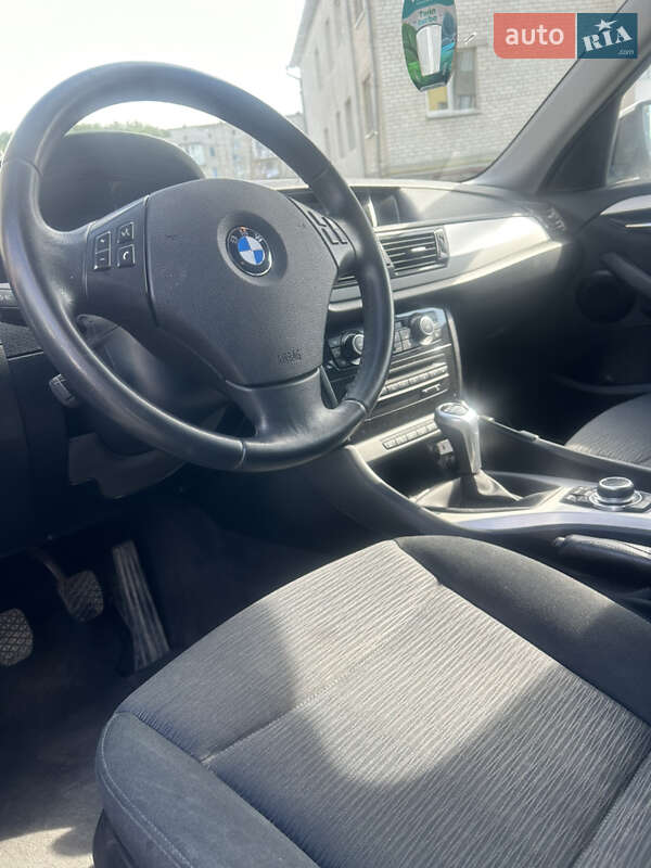 Внедорожник / Кроссовер BMW X1 2012 в Кременце