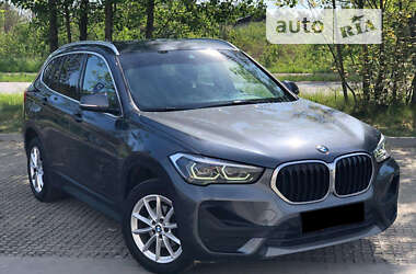 Внедорожник / Кроссовер BMW X1 2020 в Тернополе