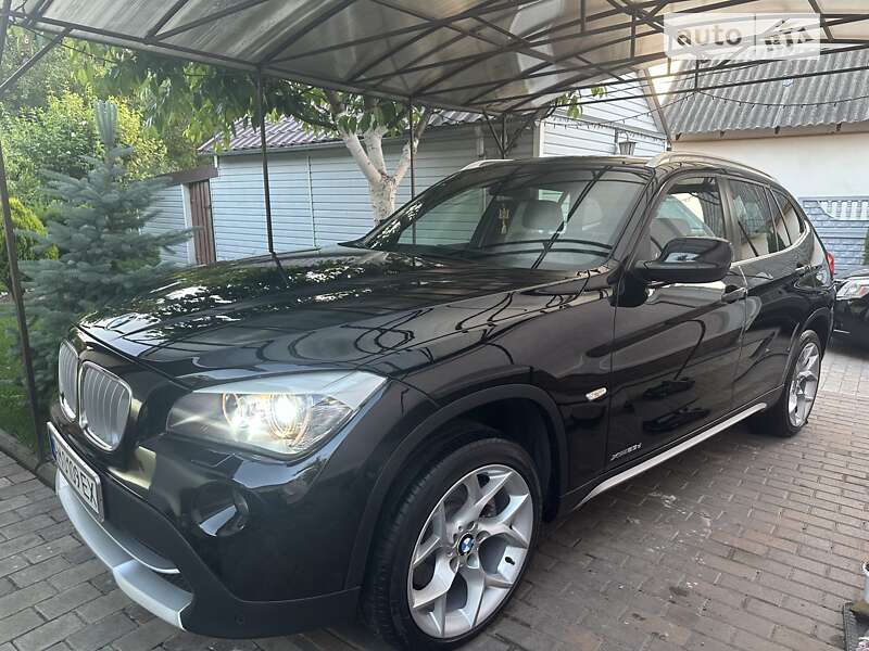 BMW X1 2011