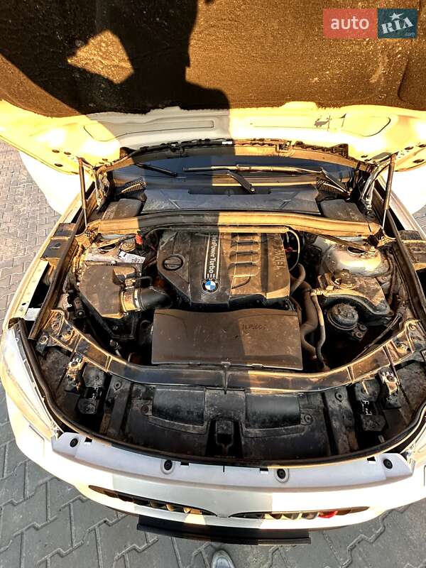 Внедорожник / Кроссовер BMW X1 2012 в Староконстантинове