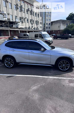 Позашляховик / Кросовер BMW X1 2013 в Чернігові